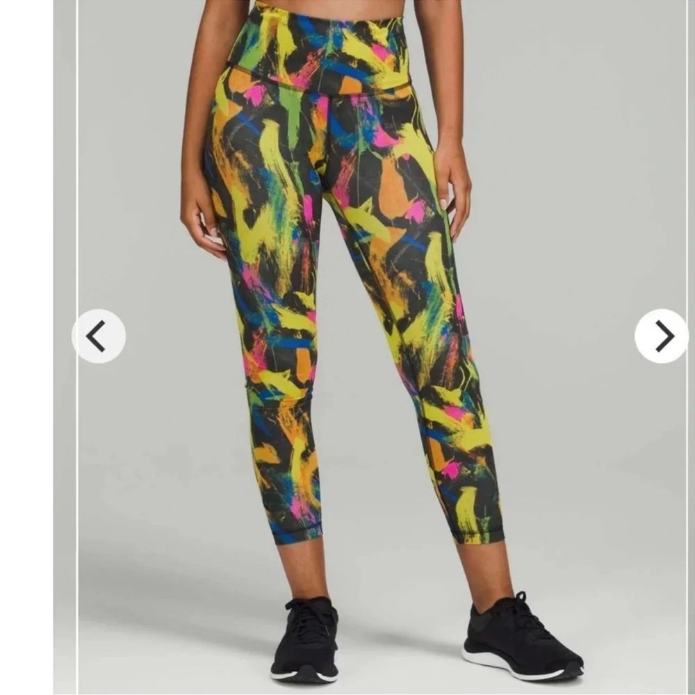 Lululemon Wonder Train Black Multi Abstract Contour Fit Leggings Size 2